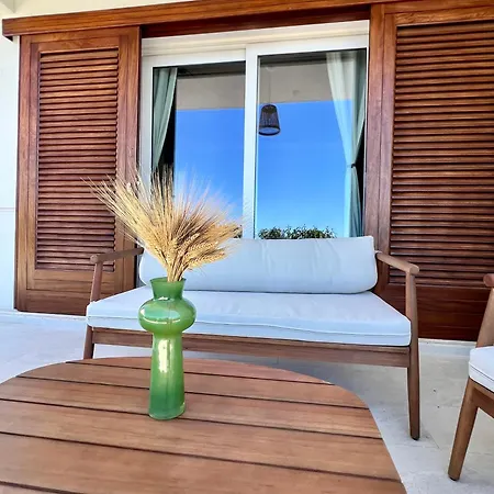 Anthea Holiday home